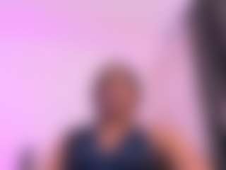 HotLittleBittch's Live Sex Cam Show