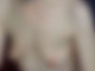 MelissaKent's Live Sex Cam Show