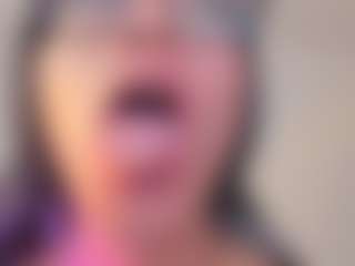 Alice-rausing's Live Sex Cam Show