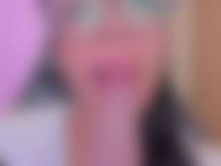 Alice-rausing's Live Sex Cam Show