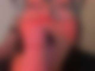 Live cam show with Alice-rausing - Tongue on live18s.com
