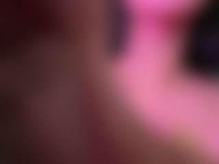 Live cam show with Alice-rausing - Slave on Camsoda