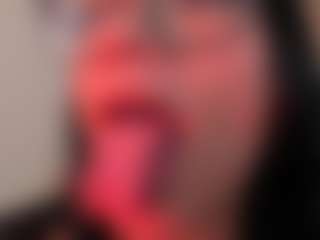 Live cam show with Alice-rausing - Glasses on Livezox