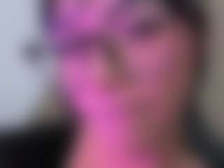 Live cam show with Alice-rausing - Facial on Livezox
