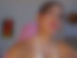 little-tequilla3's Live Sex Cam Show