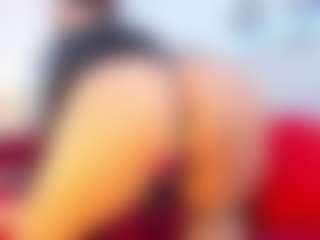 susan-milf's Live Sex Cam Show