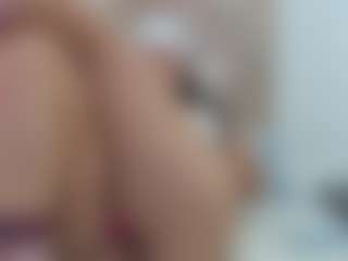 Live cam show with Cutelatinax - Domination on Streamer API