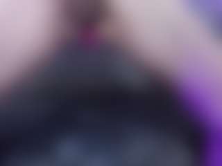 Seks show na żywo z Wettdiamond
