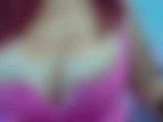kimii23 MILF webcam performer live streaming