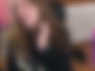 Live cam show with luluvaladon - Self Suck on MyBangCams