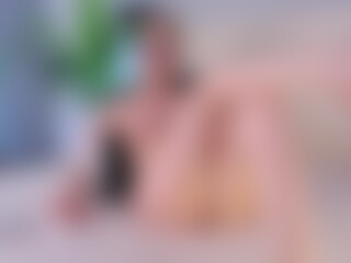 emiliaandras's Live Sex Cam Show