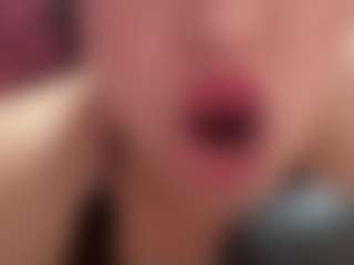 Live cam show with piliblwe - MILF Teen (18+) on Fit Hotties