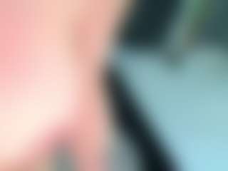 Live cam show with alicexalice - Sucking on testsause.com