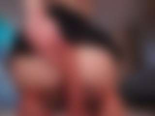 Live cam show with makotomai - Asian BBW on livesuperchat.net