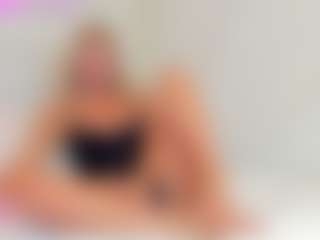 Live cam show with -Elisa- - Mature on Fapmatic.com