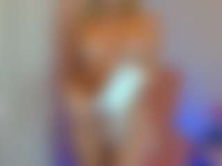 Live cam show with -Elisa- - Young Adult on Dolls Live