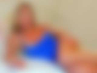 Live cam show with -Elisa- - Small Ass on Milfs Live