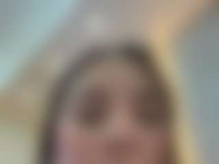 Live cam show with Kira Lopez - Amateur on Fapmatic.com | colombia
