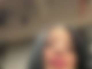 Kira Lopez's Live Sex Cam Show