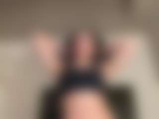 Kira Lopez's Live Sex Cam Show