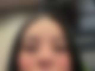 Live cam show with Kira Lopez - Asian Teen (18+) on Fling VIP Chat