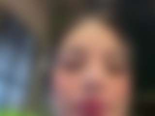 Kira Lopez's Live Sex Cam Show