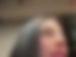 Live-sekscamshow van Kira Lopez