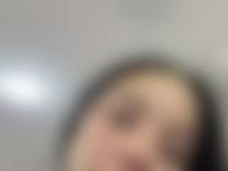 Show de câmera ao vivo com Kira Lopez - Asian Petite no Camsoda
