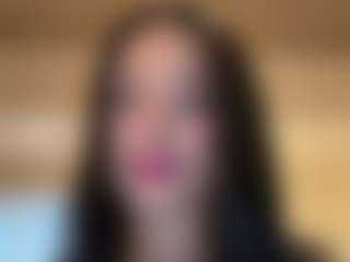 Live cam show with Kira Lopez - Bedroom Asian on luckytryst.com