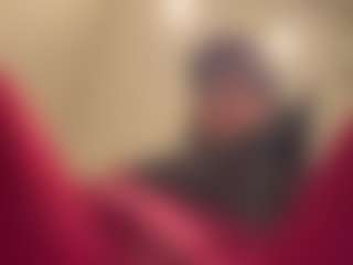Kira Lopez's Live Sex Cam Show