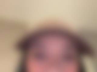 Kira Lopez's Live Sex Cam Show