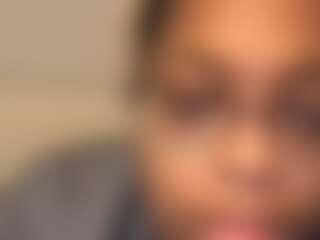 SpicyCreoleGirl's Live Sex Cam Show