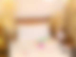 Live cam show with Dojacandice - Colombia on TeamSkeetLive