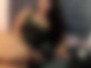 Mady-x's Live Sex Cam Show