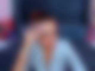 RebeccaDiamond18's Live Sex Cam Show