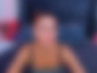 RebeccaDiamond18's Live Sex Cam Show