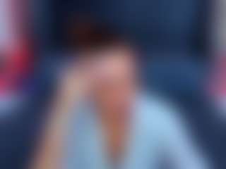 Live cam show with RebeccaDiamond18 - Average on CamClone