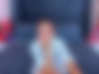 RebeccaDiamond18's Live Sex Cam Show