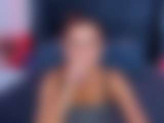 RebeccaDiamond18's Live Sex Cam Show
