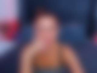 RebeccaDiamond18's Live Sex Cam Show