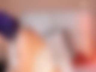 Live cam show with AlisaFox - Nipple Piercings on SquirtSoMuch
