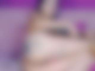 Live cam show with AlisaFox - Erotic Dance on CamwithHer