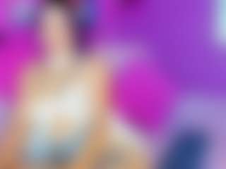 Live cam show with AlisaFox - Thick on live18s.com
