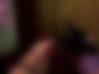Live cam show with Rhi Connor - Sex on StripNow