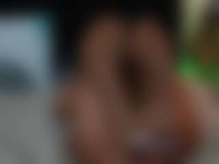 grettchen MILF webcam performer live streaming