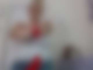 Live cam show with Jordyn Lvee - Blonde Hair on googirlz