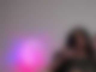 Rav3nnn's Live Sex Cam Show