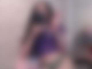 Live cam show with Rav3nnn - Black Hair on xDating