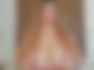 Live cam show with YAYIS - Flashing on CamClone