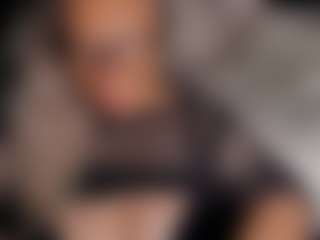 Foxxy-Lady's Live Sex Cam Show